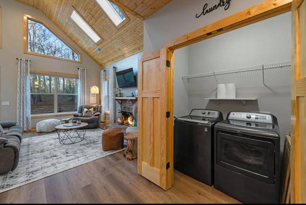 Peaceful Modern Chalet In Ellijay Eksteriør bilde
